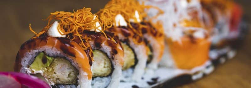 King-salmon-roll-800x281